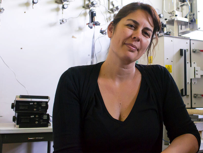 Entrevista a Liliana Mogni, mención del Premio L'Oréal Mujeres por la Ciencia 2022: “Desarrollamos nuevos materiales para convertir energía”