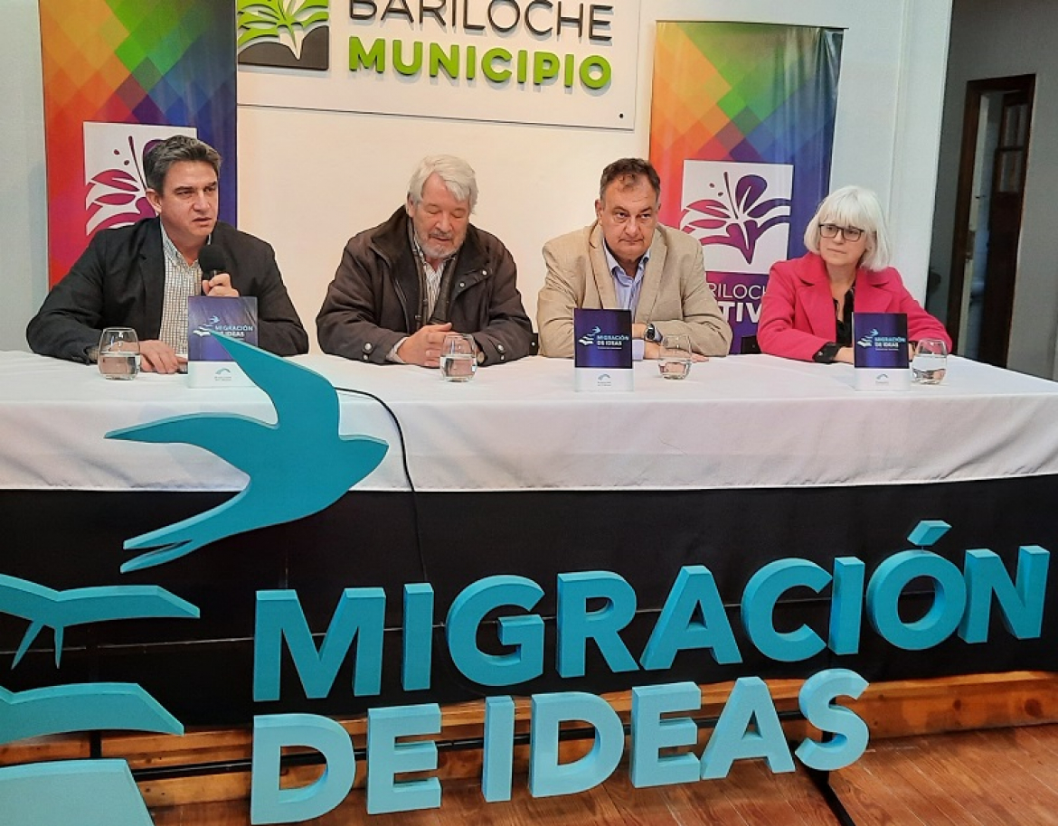 El director del Instituto Balseiro participó en el lanzamiento de “Migración de ideas”
