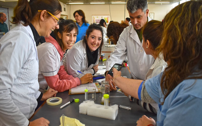 EL BALSEIRO CONVOCA A DOCENTES DE ENSEÑANZA MEDIA A CAPACITARSE EN ÓPTICA Y ELECTRÓNICA