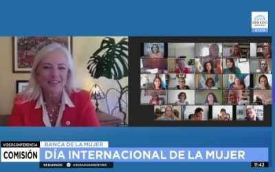 LA DOCENTE DEL BALSEIRO KAREN HALLBERG EXPUSO COMO INVITADA EN LA BANCA DE LA MUJER DEL SENADO DE LA NACIÓN