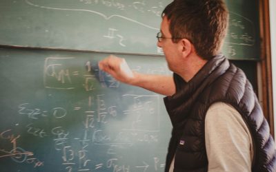 El Balseiro recibirá a siete profesores invitados en su Programa Maldacena 2024-2025