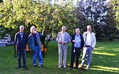 VISITA DE EGRESADOS DEL ‘69 AL CAMPUS DEL INSTITUTO BALSEIRO