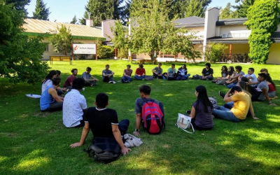 ESTUDIANTES DE LA UNIVERSIDAD NACIONAL DEL COMAHUE VISITARON EL BALSEIRO