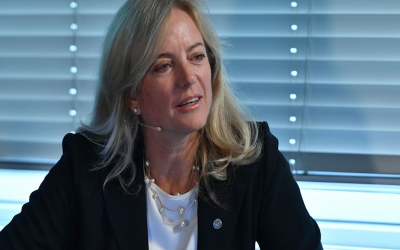 LA FÍSICA KAREN HALLBERG FUE ELEGIDA CONSEJERA EN PRESTIGIOSA SOCIEDAD DE FÍSICA